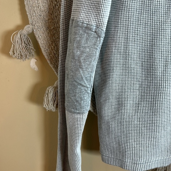 Michael Kors long sleeve shirt - Picture 7 of 8